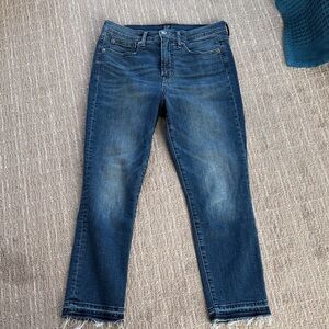 GAP Women's Dark Blue Cropped Straight Jeans